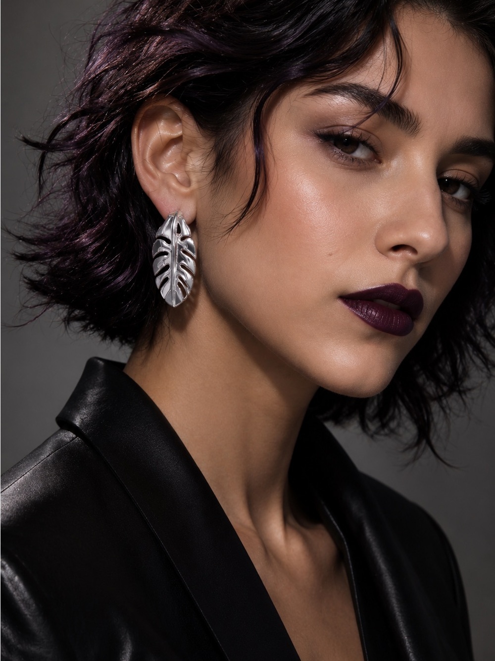 Leaf Statement Earrings - Women Jewelry - Picture 2 of 9